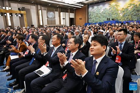 5th Qingdao Multinationals Summit opens in east China's Qingdao.